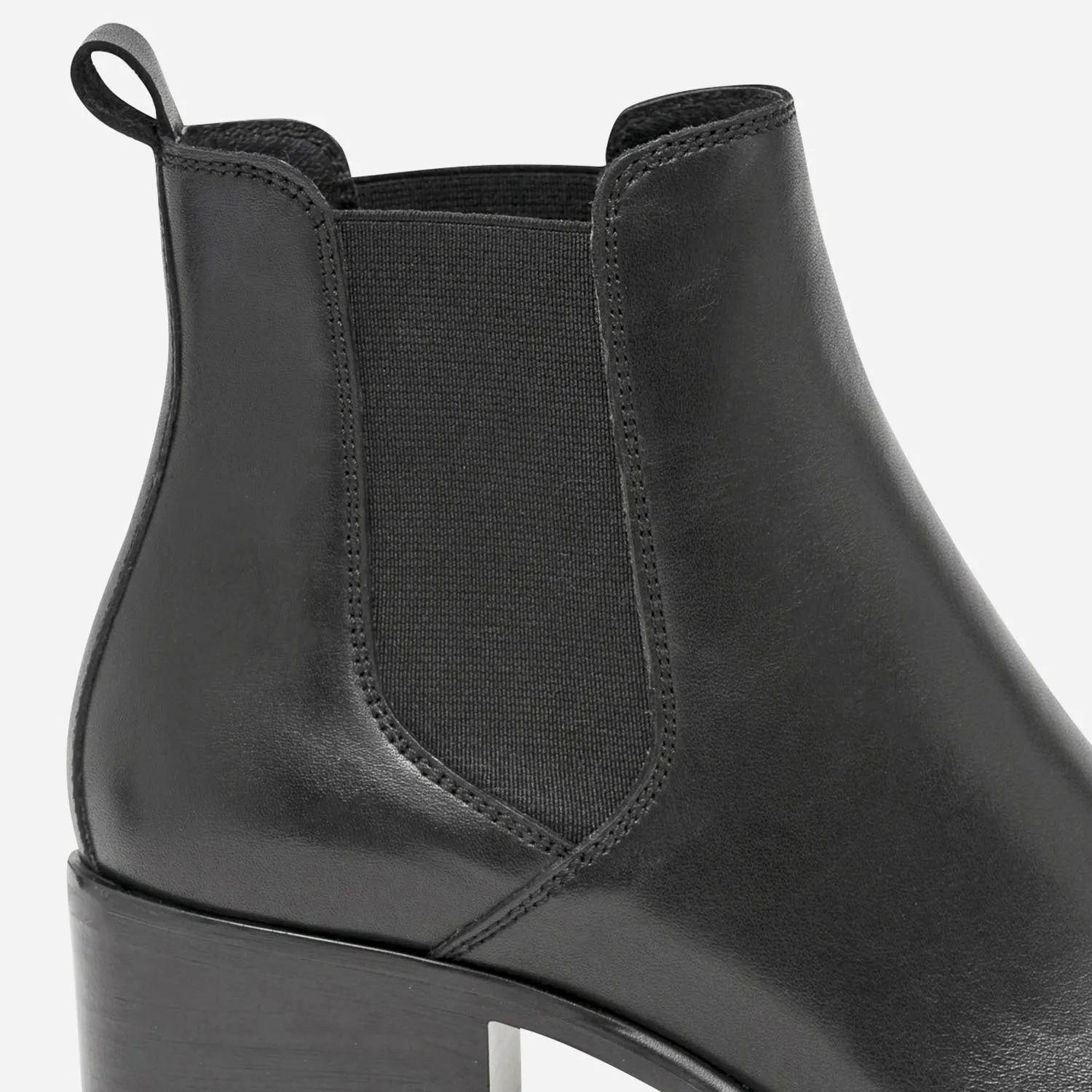 Chelsea boots noir en cuir - Boots / bottines Femme | ERAM