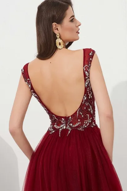 Robe cérémonie sirène bordeaux avec jeu de transparence travaillé de bijoux - Robedesoireelongue.fr