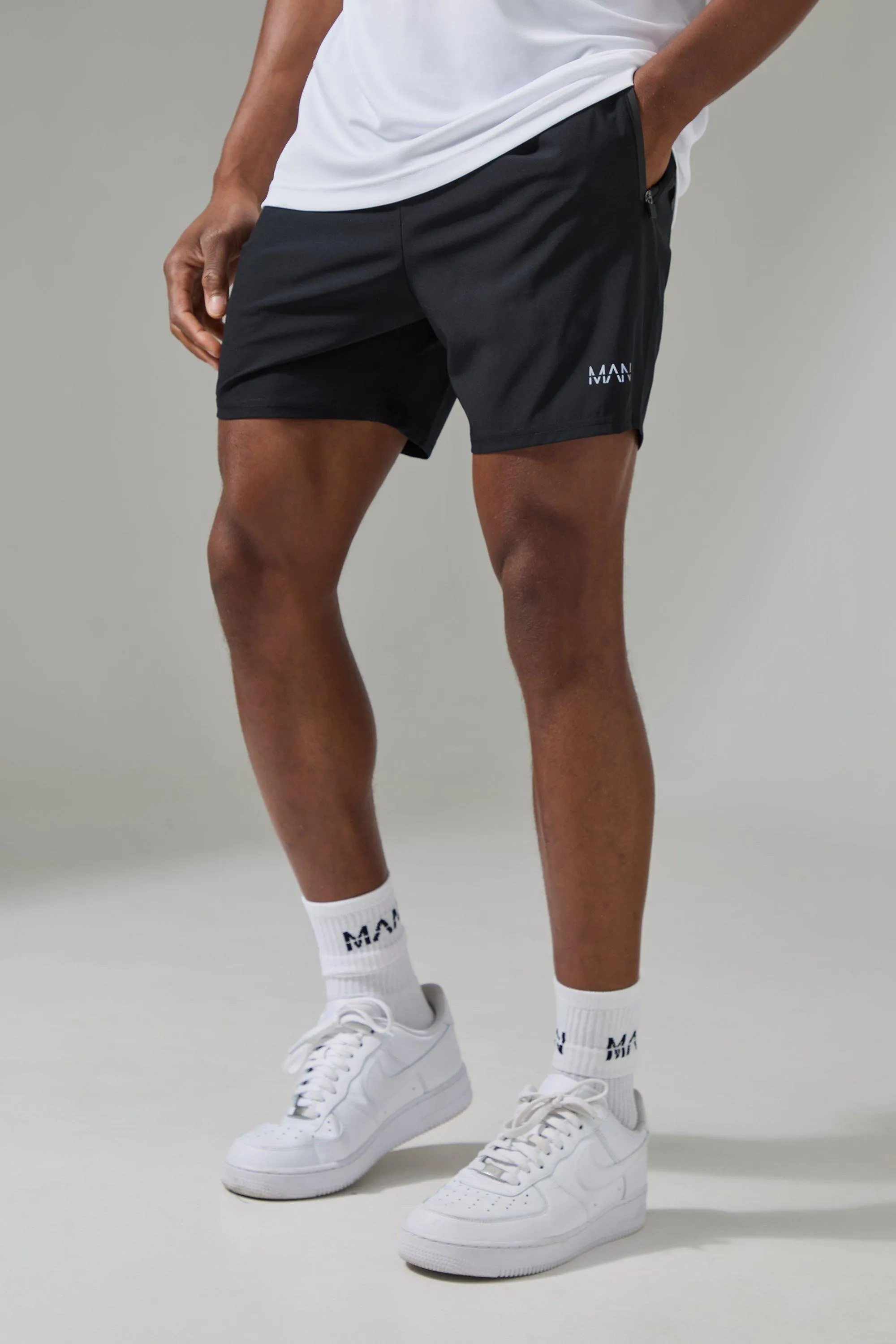 Short de sport à slogan - MAN Active